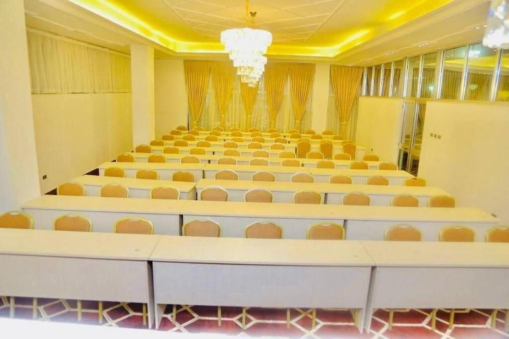 Cyan Hotel Adis Abeba Exterior foto