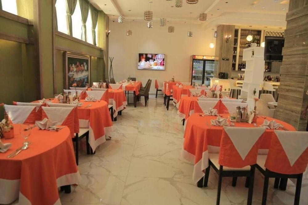 Cyan Hotel Adis Abeba Exterior foto